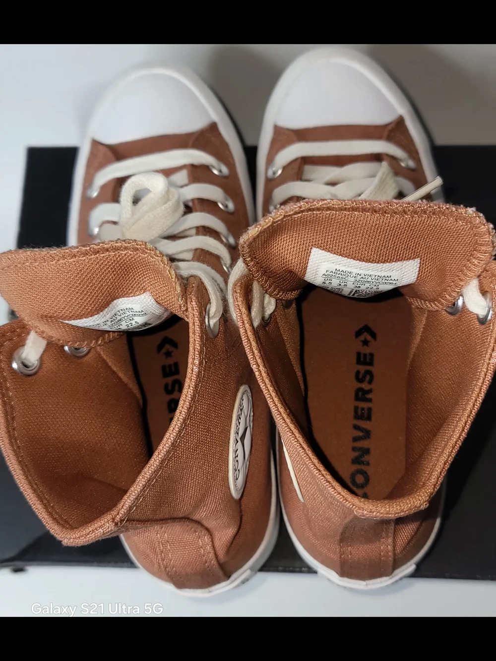 Converse Chuck Taylor All Star High Top Lug-Sole Sneakers in Rust Size 5.5 - Picture 9 of 13